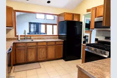 63 Martin Rd, Livingston, NJ 07039 - Photo 5
