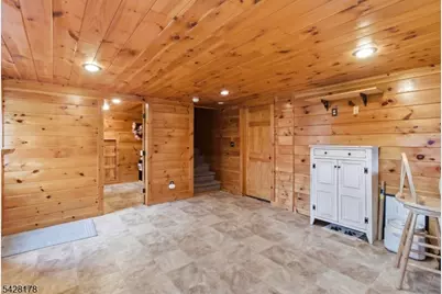 86 Kennedy Rd, Green Township, NJ 07821 - Photo 15