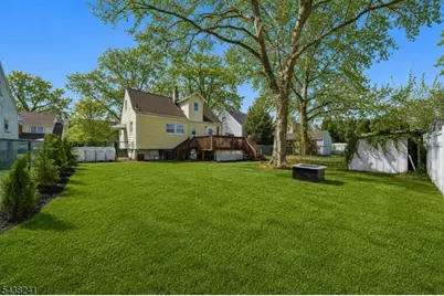 105 N 13th St, Kenilworth, NJ 07033 - Photo 21