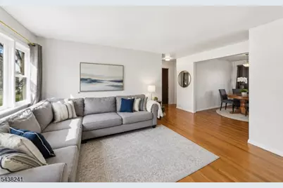 105 N 13th St, Kenilworth, NJ 07033 - Photo 3