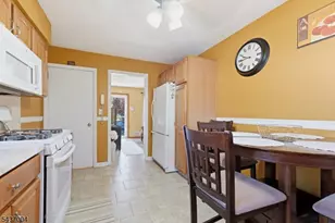 29 Corsi Rd, Bloomfield, NJ 07003 - Photo 11