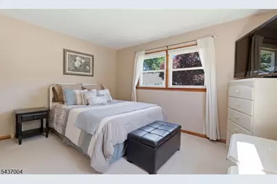 29 Corsi Rd, Bloomfield, NJ 07003 - Photo 13