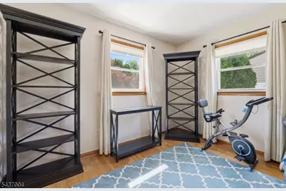 29 Corsi Rd, Bloomfield, NJ 07003 - Photo 15