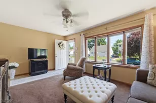 29 Corsi Rd, Bloomfield, NJ 07003 - Photo 5