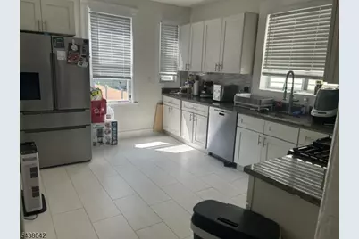 233 S Clinton St, East Orange, NJ 07018 - Photo 11