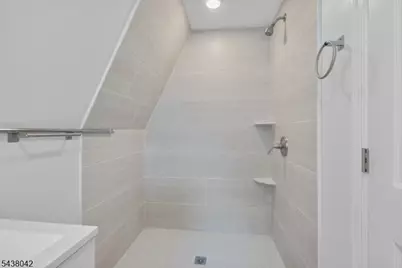 233 S Clinton St, East Orange, NJ 07018 - Photo 13