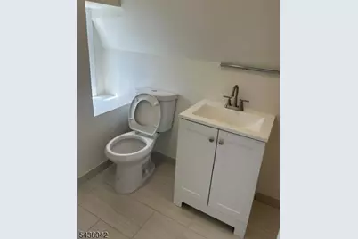233 S Clinton St, East Orange, NJ 07018 - Photo 23