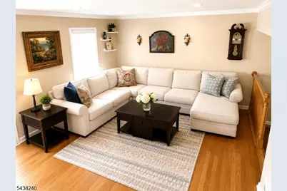 11 Coral Ct, Woodbridge Township, NJ 07067 - Photo 5