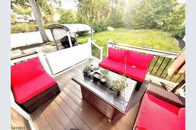 344 Nottingham Way, Union Township, NJ 07083 - Photo 25