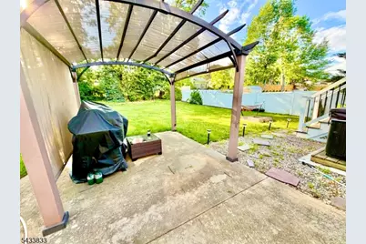 344 Nottingham Way, Union Township, NJ 07083 - Photo 29