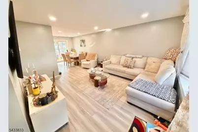 344 Nottingham Way, Union Township, NJ 07083 - Photo 3