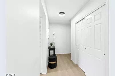 121-B Beverly Hill Ter, Woodbridge Township, NJ 07095 - Photo 5