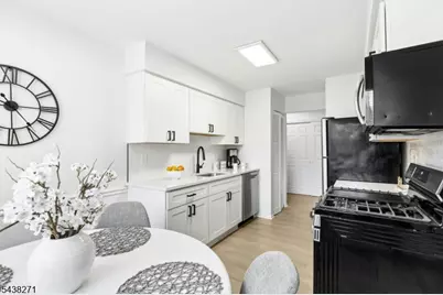 121-B Beverly Hill Ter, Woodbridge Township, NJ 07095 - Photo 13