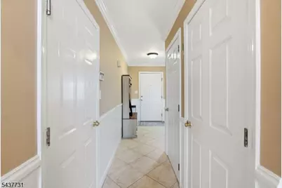 42 Pond Hollow Dr, Jefferson Township, NJ 07438 - Photo 5