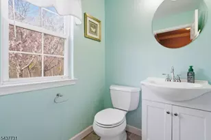 42 Pond Hollow Dr, Jefferson Township, NJ 07438 - Photo 23