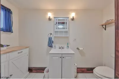 441 Maple Ave, Pohatcong Township, NJ 08865 - Photo 15