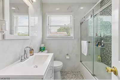 277 Orchard St, Rahway, NJ 07065 - Photo 3