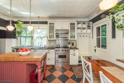35 Brookside Ave, Caldwell, NJ 07006 - Photo 7