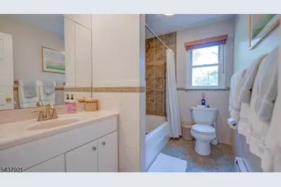 130 Cherryville Hollow Rd, Raritan Township, NJ 08822 - Photo 19