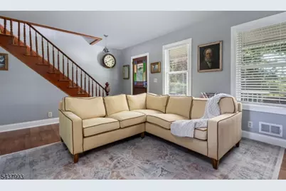 2 Overlook Ave, Peapack Gladstone Boro, NJ 07934 - Photo 9
