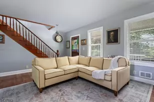 2 Overlook Ave, Peapack Gladstone Boro, NJ 07934 - Photo 9