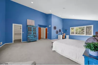 72 Agawam Dr, Wayne, NJ 07470 - Photo 17