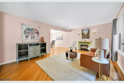 72 Agawam Dr, Wayne, NJ 07470 - Photo 5