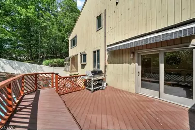 72 Agawam Dr, Wayne, NJ 07470 - Photo 15