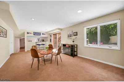 72 Agawam Dr, Wayne, NJ 07470 - Photo 31