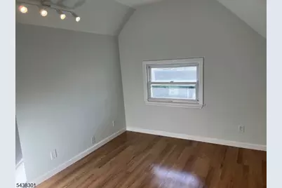 426 Willow Ave, Roselle Park, NJ 07204 - Photo 7