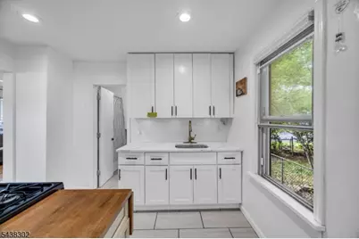 182 Baltimore Ave, Cranford Township, NJ 07016 - Photo 5