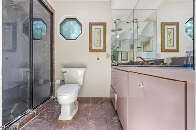 12 Wildwood Dr, North Caldwell, NJ 07006 - Photo 21