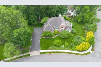 38 Canterbury Rd, Denville Twp., NJ 07834 - Photo 3