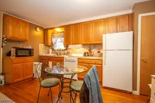 209 Fairview Ave, Hampton Township, NJ 07860 - Photo 17