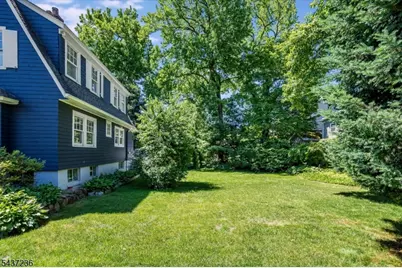 2 Harvard St, Montclair, NJ 07042 - Photo 11