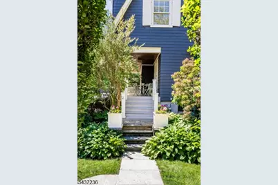 2 Harvard St, Montclair, NJ 07042 - Photo 3