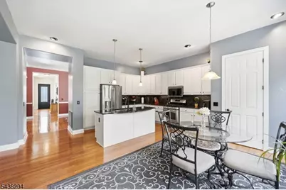 14 Bluffs Ct, Hamburg, NJ 07419 - Photo 11
