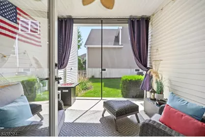 14 Bluffs Ct, Hamburg, NJ 07419 - Photo 25