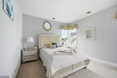 14 Bluffs Ct, Hamburg, NJ 07419 - Photo 41