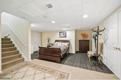 14 Bluffs Ct, Hamburg, NJ 07419 - Photo 49