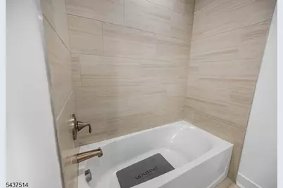 17 Kelsch Dr, Morris Plains, NJ 07950 - Photo 33