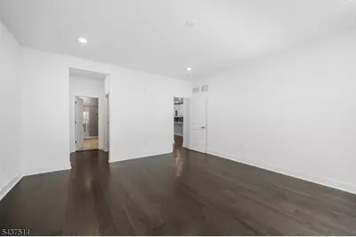 17 Kelsch Dr, Morris Plains, NJ 07950 - Photo 15