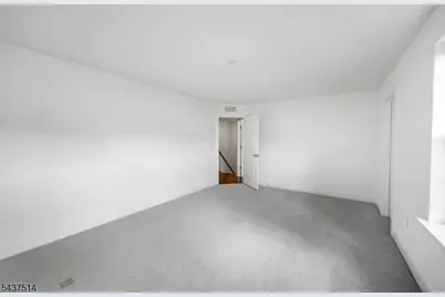 17 Kelsch Dr, Morris Plains, NJ 07950 - Photo 27