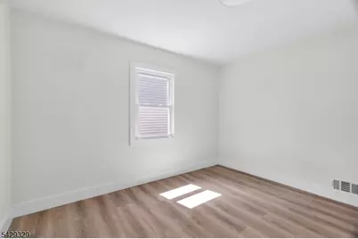 414 S Pine Ave, Sayreville, NJ 08879 - Photo 27