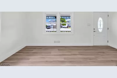 414 S Pine Ave, Sayreville, NJ 08879 - Photo 9