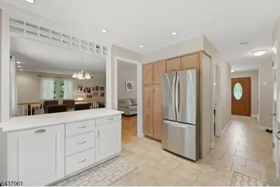 16 Windsor Dr, Jefferson Township, NJ 07438 - Photo 19