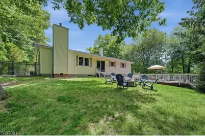 16 Windsor Dr, Jefferson Township, NJ 07438 - Photo 35