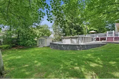 16 Windsor Dr, Jefferson Township, NJ 07438 - Photo 37