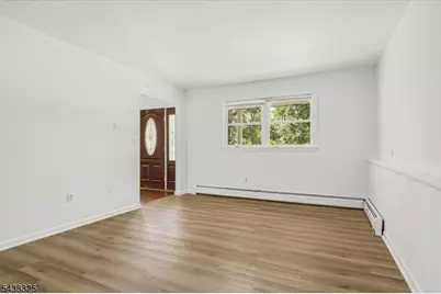518 Drakestown Rd, Mount Olive, NJ 07836 - Photo 7