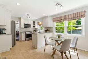 72 Kiva Pl, Branchburg Township, NJ 08876 - Photo 9